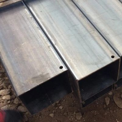 Q195 Black Rectangular Steel Tube 6m Hollow Section Pipe For Fence Tubing